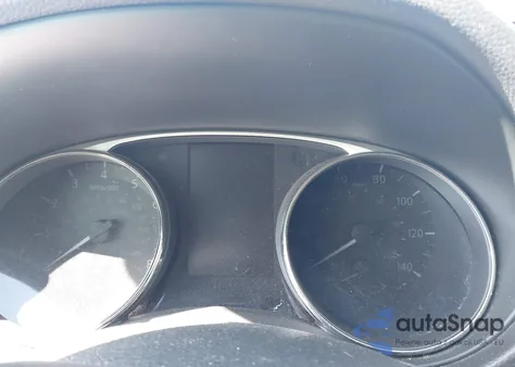 2015 Nissan Rogue Sv z USA, uszkodzony, nr VIN KNMAT2MV7FP573460